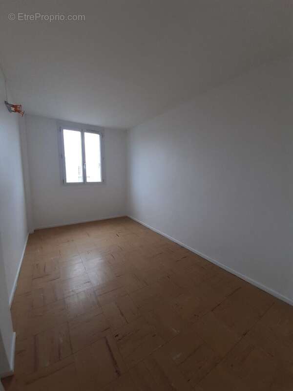 Appartement à VALENTON