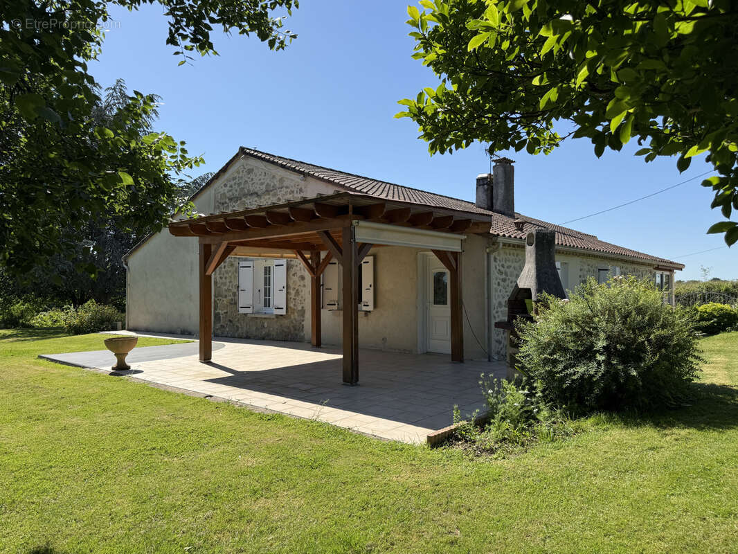 Maison à NERAC