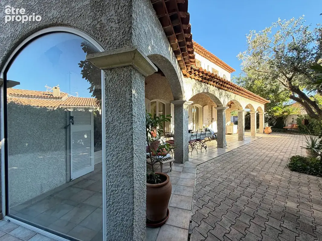 Istres villa d'architecte provencale de standing - photo 3