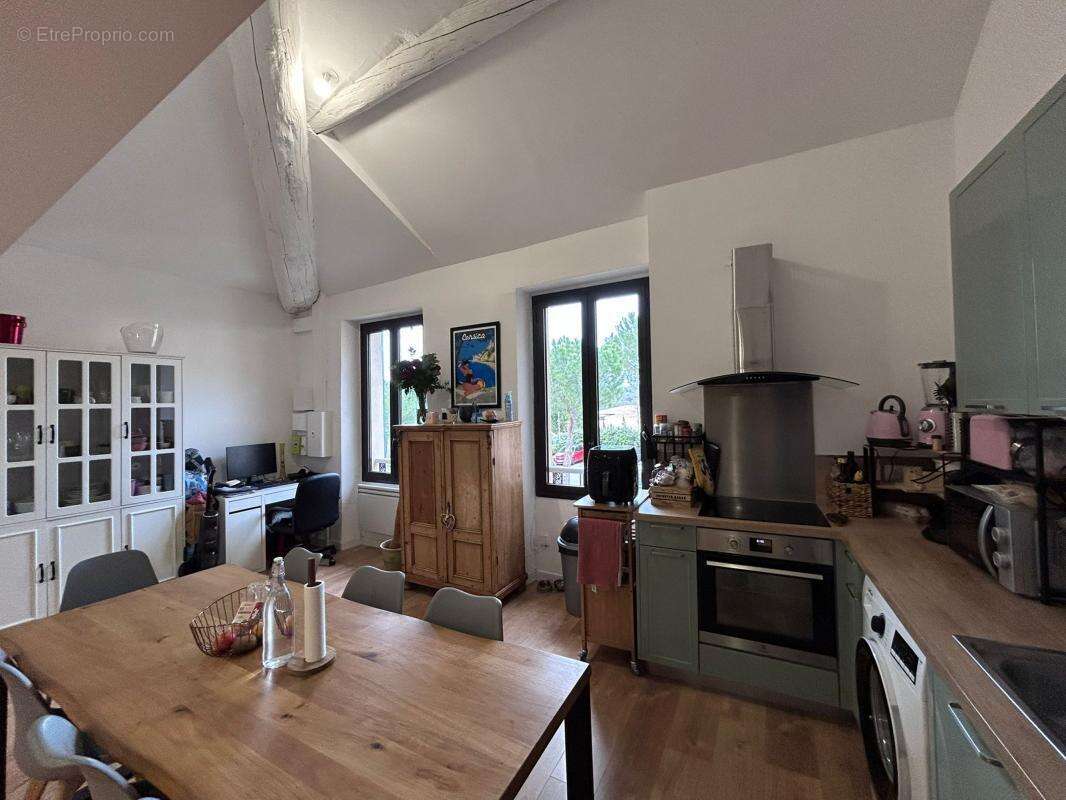 Appartement à BOUC-BEL-AIR