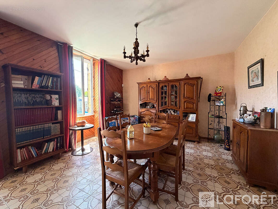 Maison à CASSEUIL