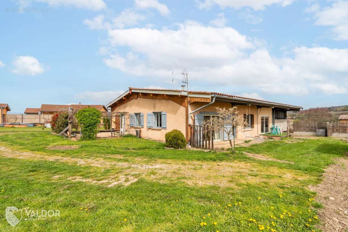 Maison à CHARNAY