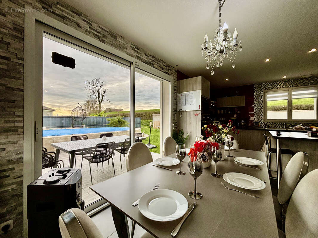 Maison à PARAY-LE-MONIAL