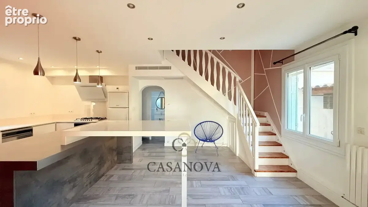 Villa rénovée avec ponton privatif et vue étangs  proche Montpellier  piscine chauffée - photo 8