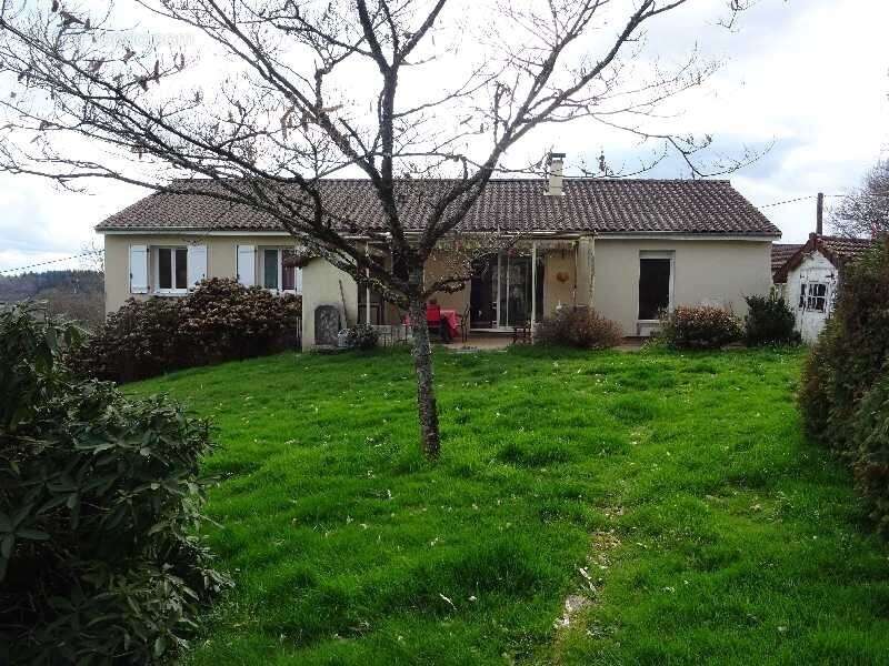 Maison à AMBAZAC