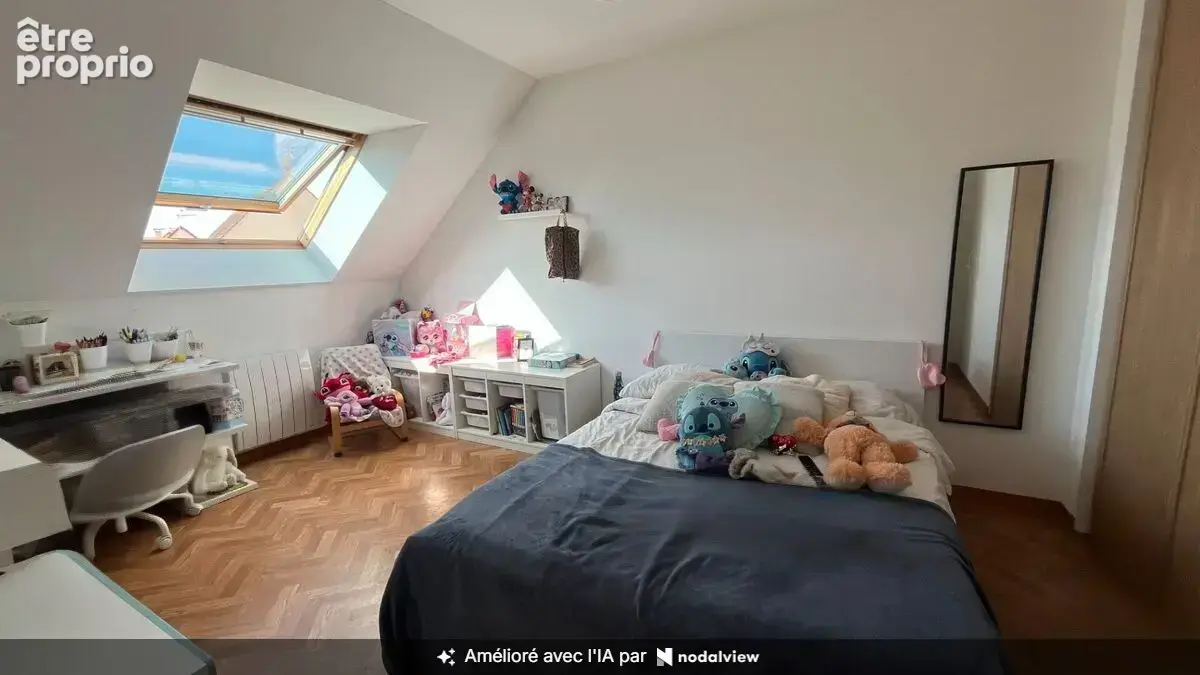 Maison familiale 156 m² : 5 chambres, bureau, garage et dépendance, gare à pieds, télétravail Bonneval - photo 13