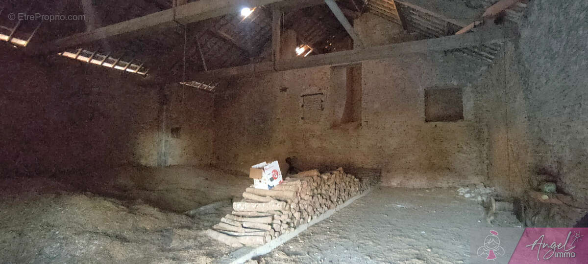 Appartement à LAVANS-LES-DOLE
