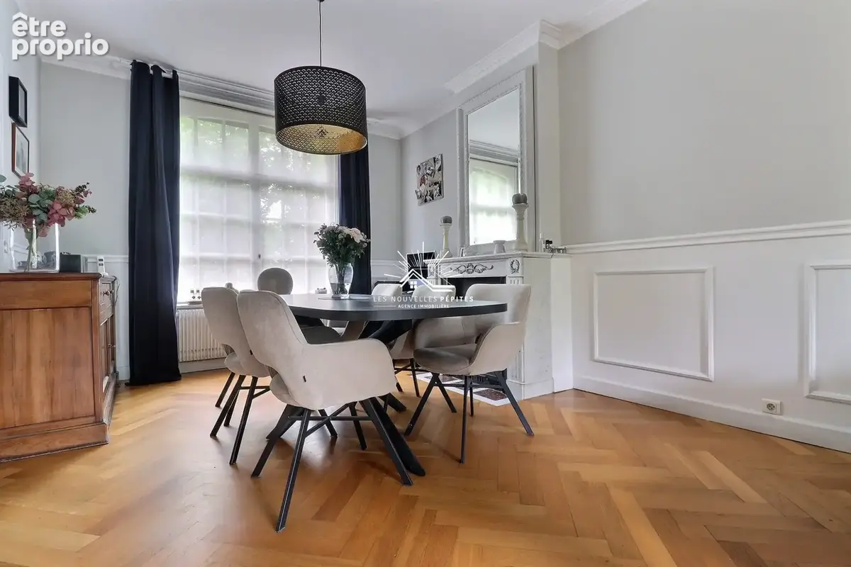 Maison 122 m² à Roubaix  - photo 5