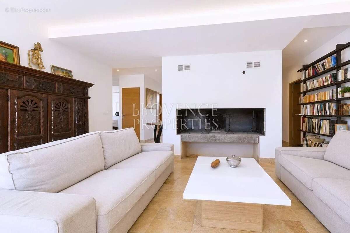 Propriété d'exception,  vue panoramique, piscine à débordement,  maison d'amis, espaces de loisirs - photo 17