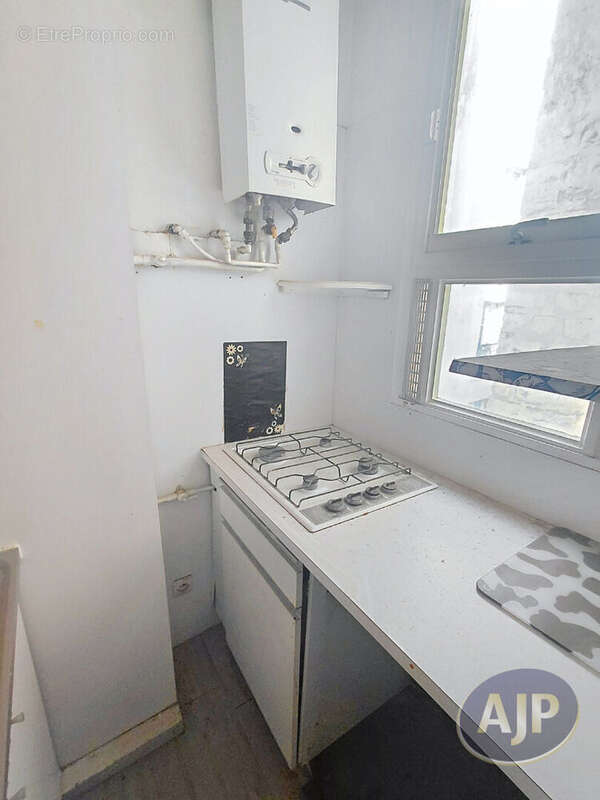 Appartement à PARIS-8E