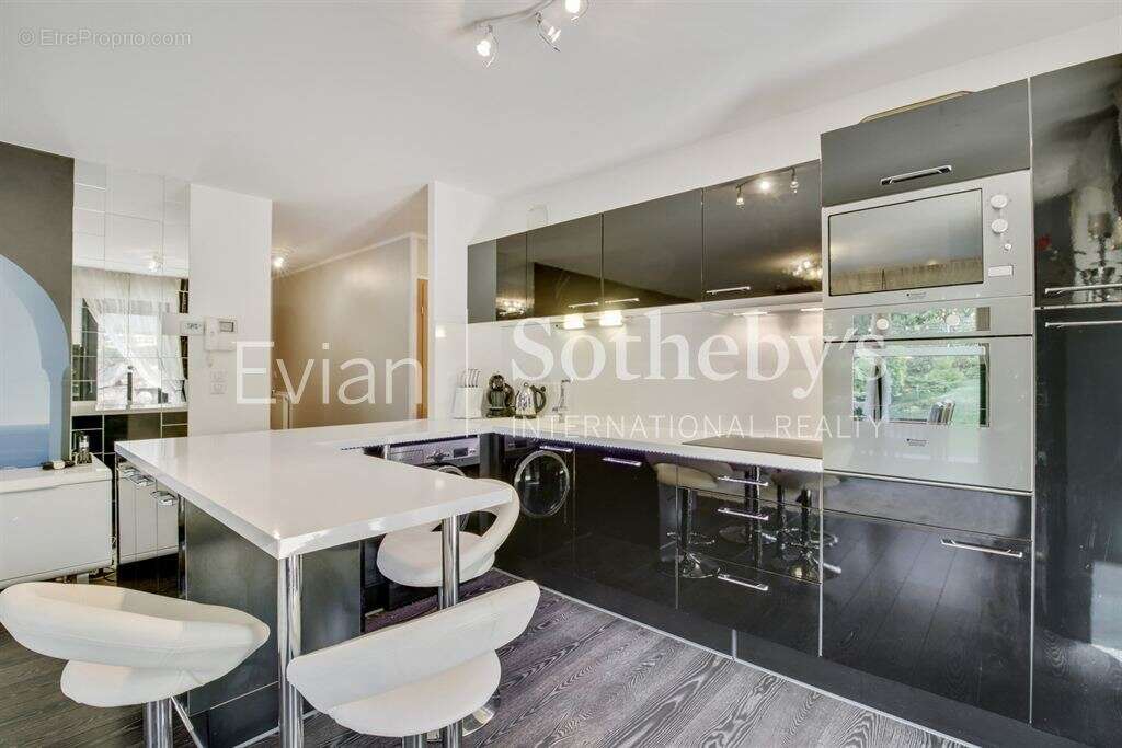 Appartement à EVIAN-LES-BAINS