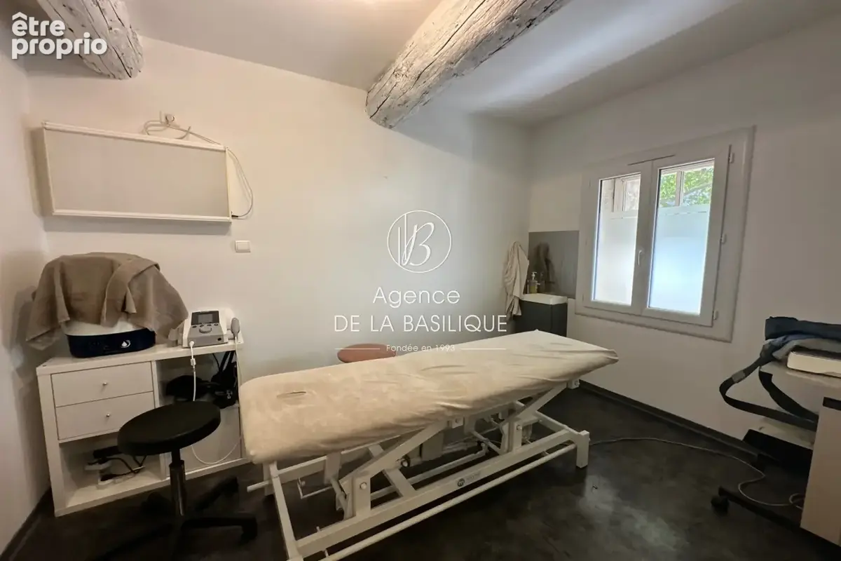 Commerce à vendre à Saint-Maximin-La-Sainte-Baume (83470) - photo 5