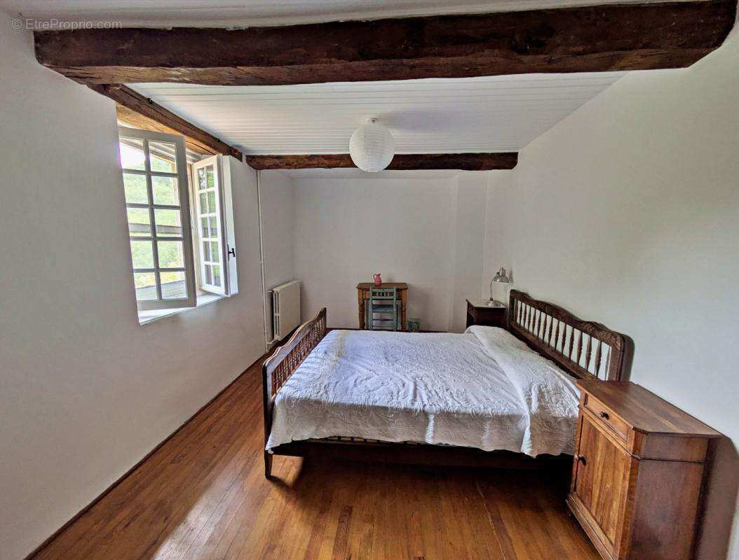 Maison 8 pièces / 158 m² / 265 000 EUR / VABRE - photo 14