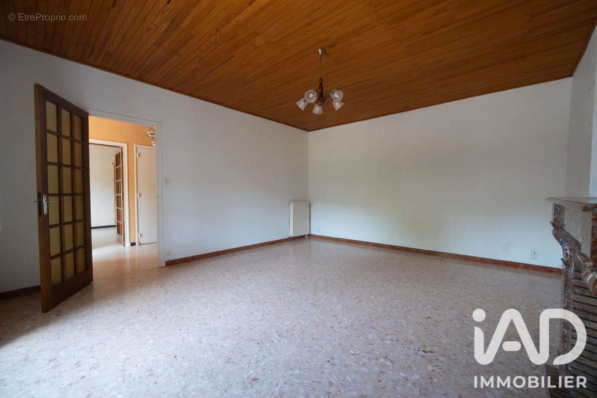 Maison 173 m² à Lens-Lestang  - photo 8