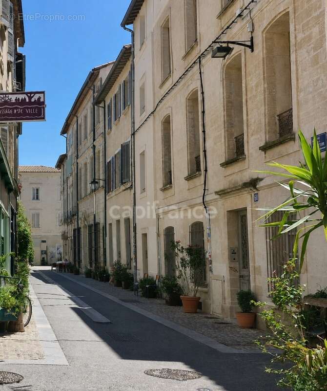 RARE - Maison de ville 76 m² - Quartier des Teinturiers - Avignon Intra-Muros - photo 6