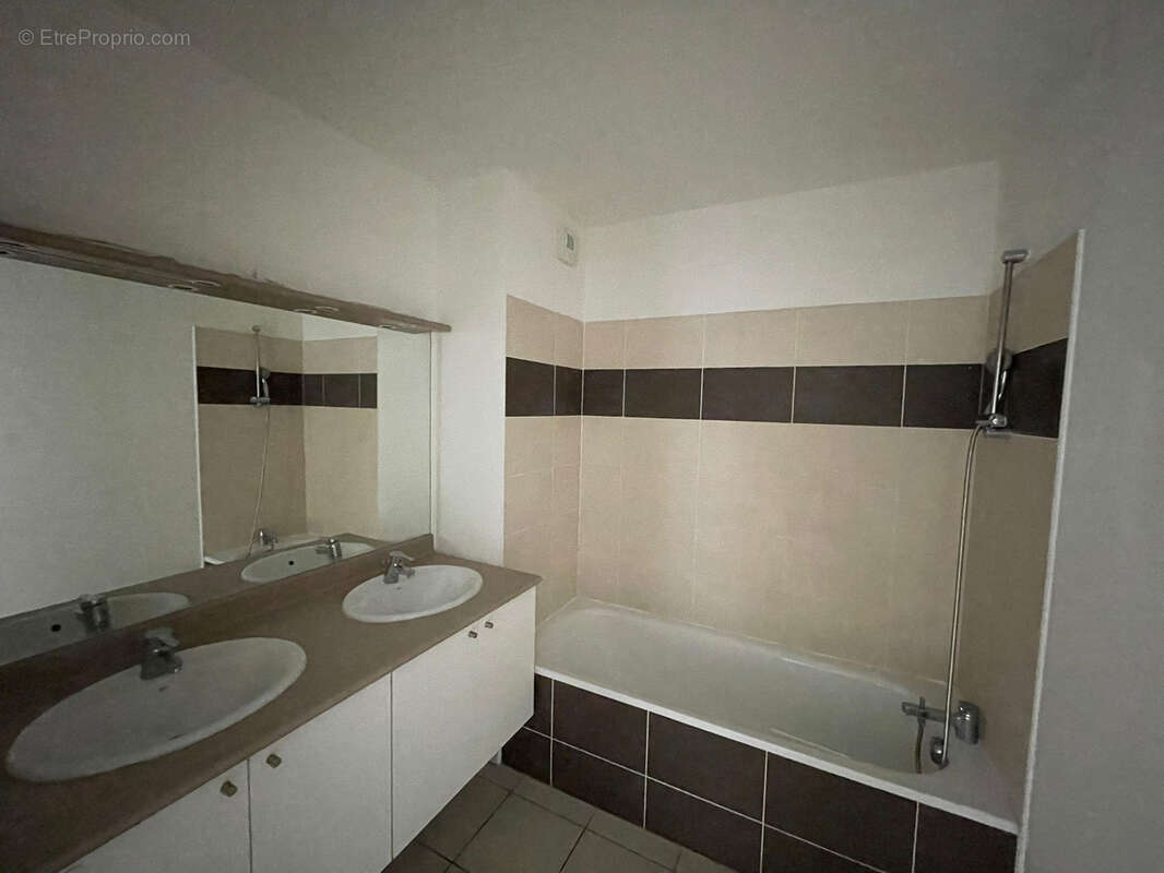 Appartement à BEGLES