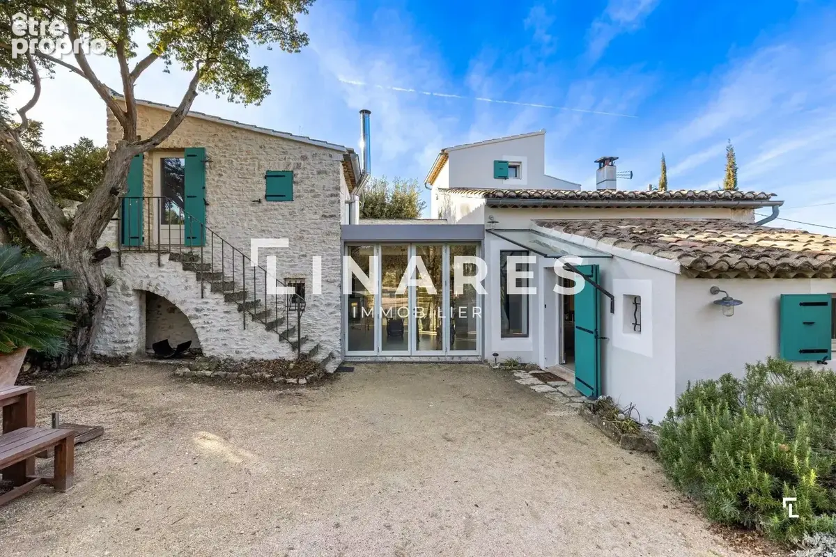 EDEN CHIC - Maison T6 de 132m2 - Terrain de 2840 m2 - Piscine - Garage - NORD LUBERON - 84570 BLAUVAC - photo 2