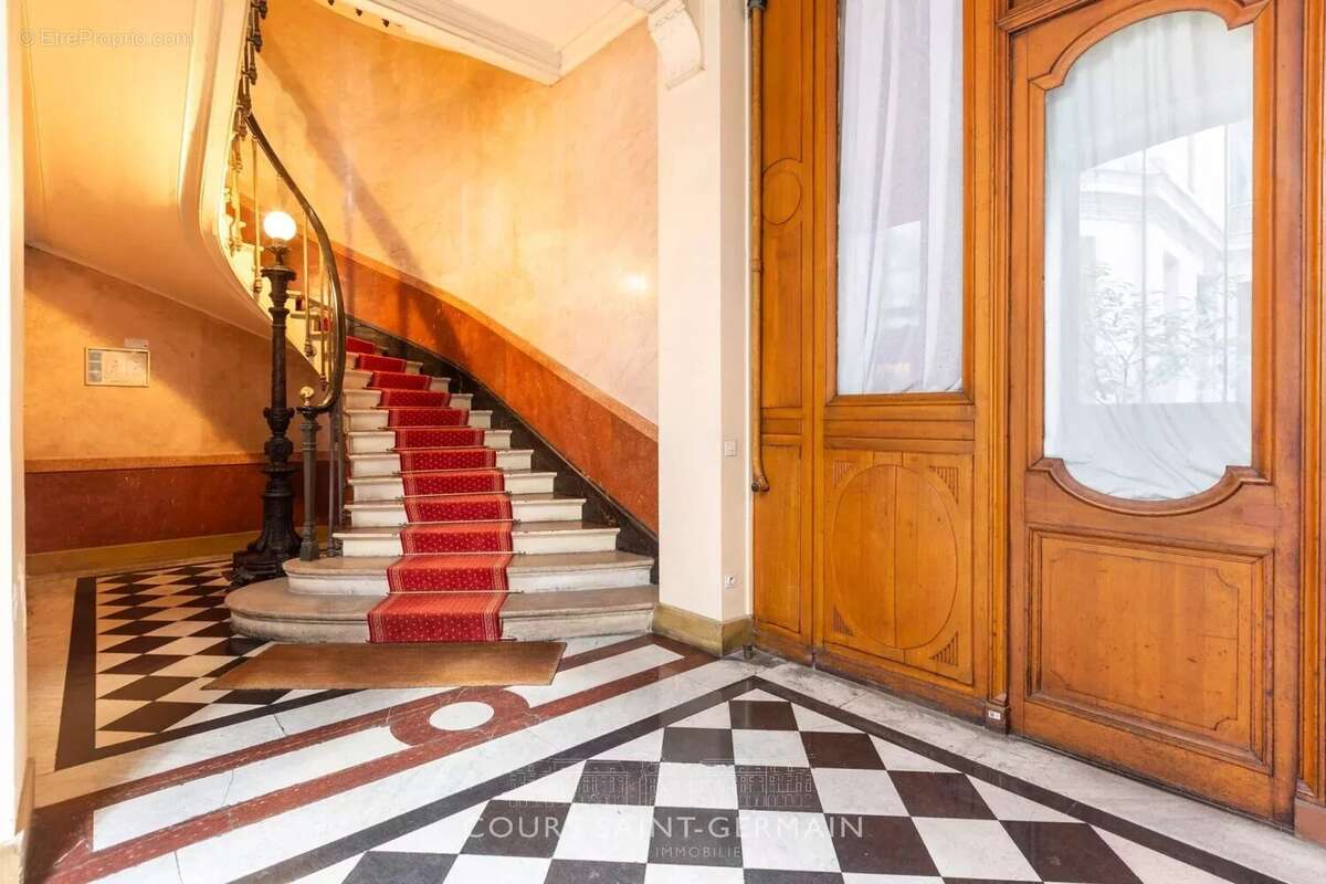 Appartement à PARIS-4E