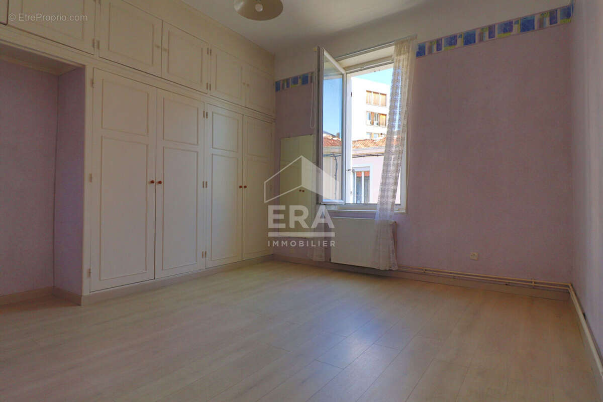 Appartement à MARSEILLE-10E