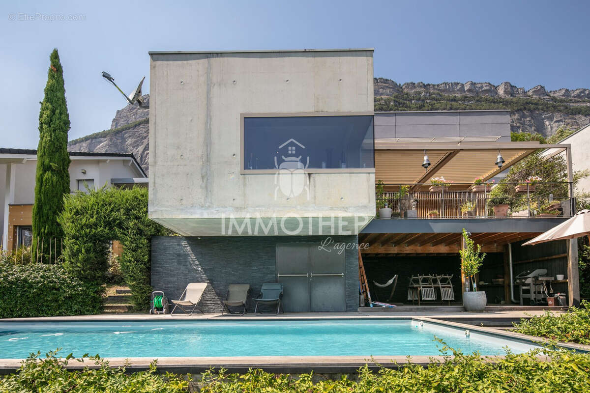 Maison 161 m² à Meylan  - photo 4