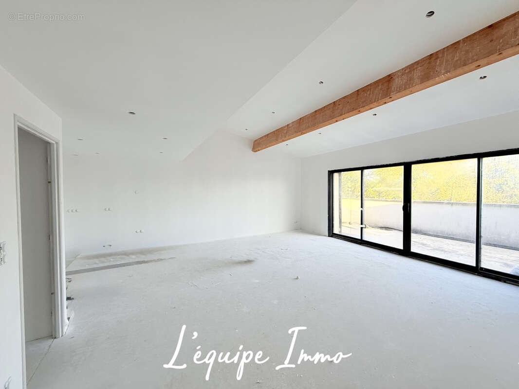 Appartement à LEVIGNAC