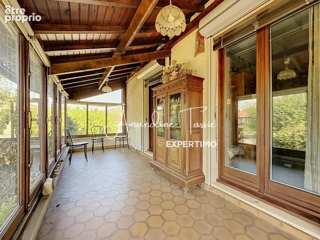 Une maison qui sort de l’ordinaire à Saint-Georges-de-Luzençon - photo 15