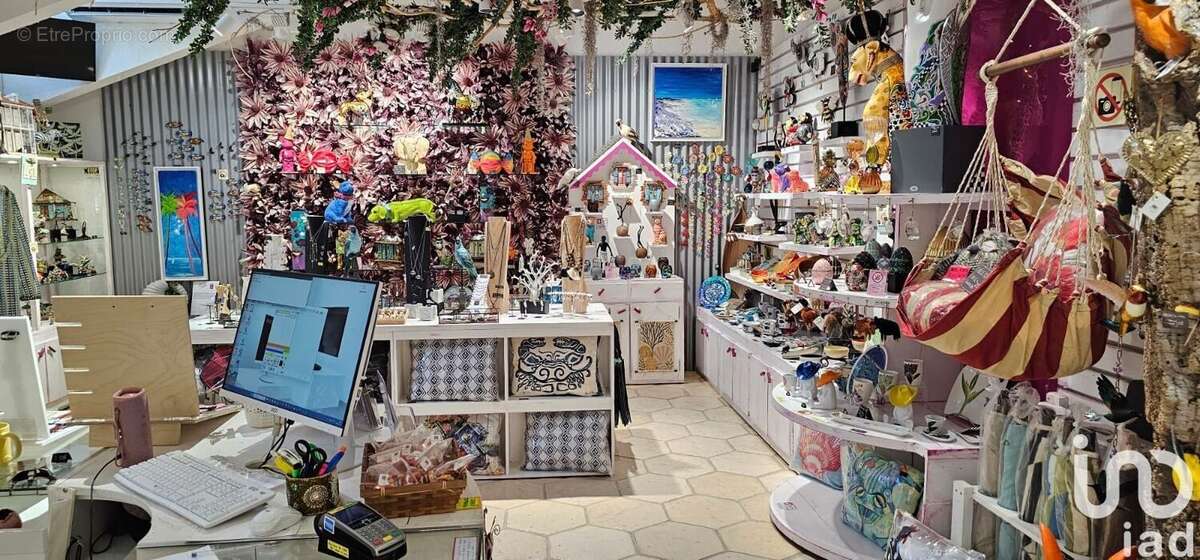 Photo 7 - Commerce à SAINT-FRANCOIS