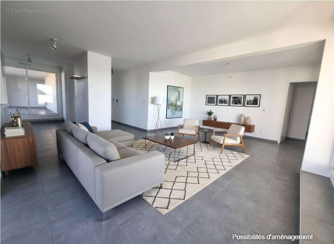 Appartement à BEAUZELLE