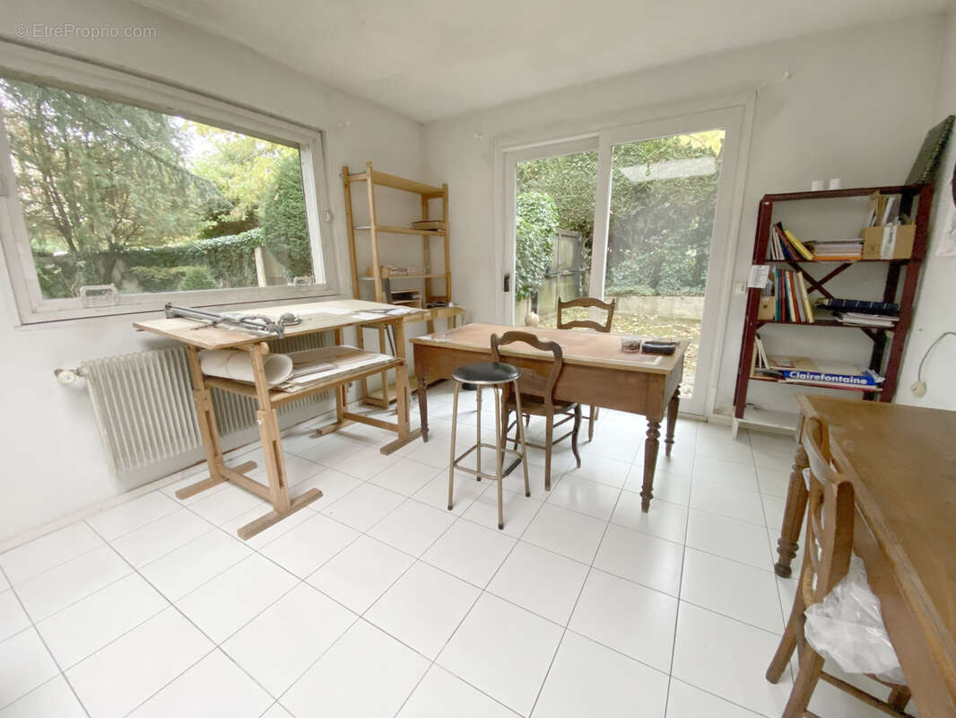 Maison à SAULX-LES-CHARTREUX