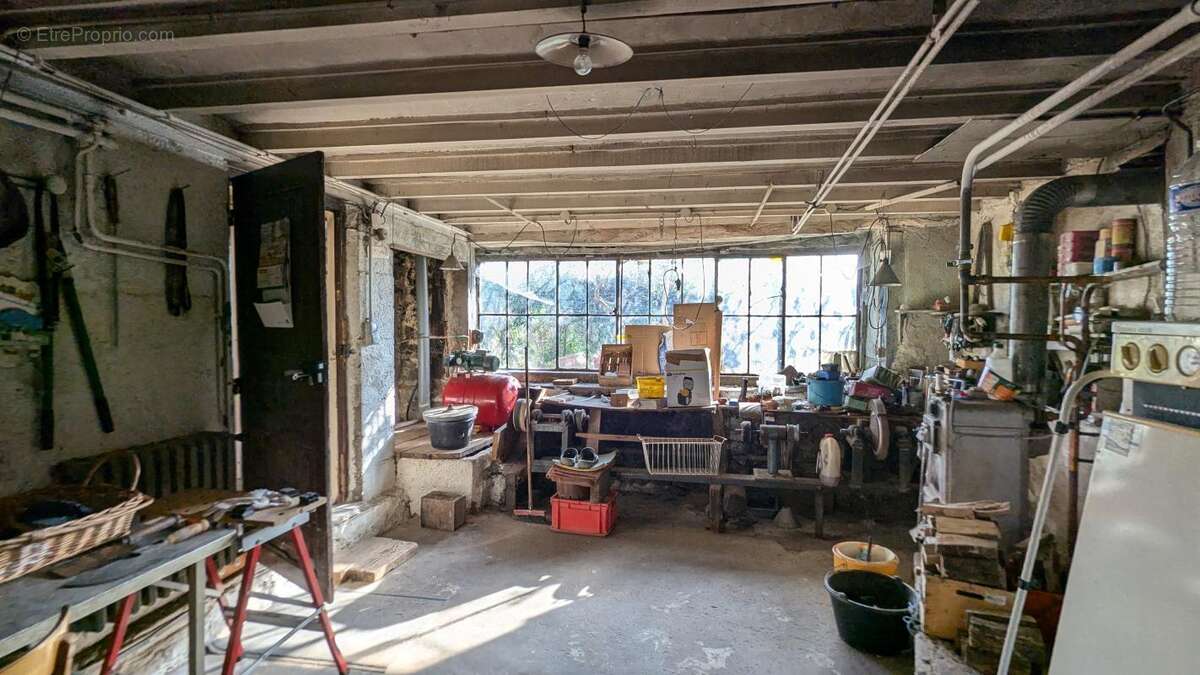 Maison à SAINT-REMY-SUR-DUROLLE