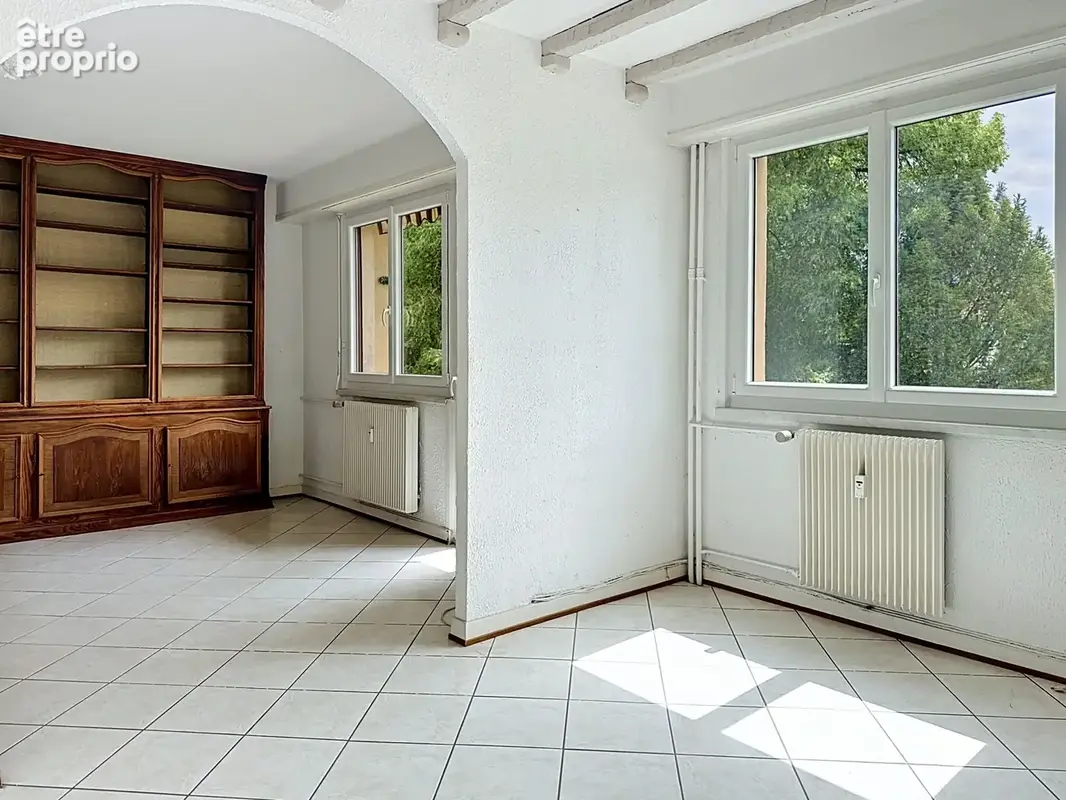 Appartement T5 94m2, avec balcon, garage, cave et grenier - photo 2