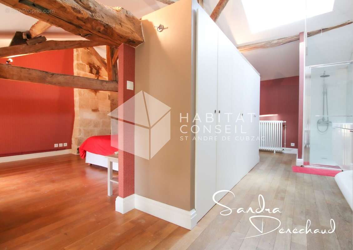 Dressing Suite Parentale - Maison à SALIGNAC