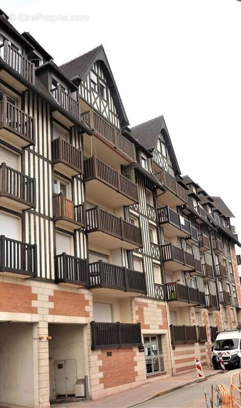 Appartement à DEAUVILLE