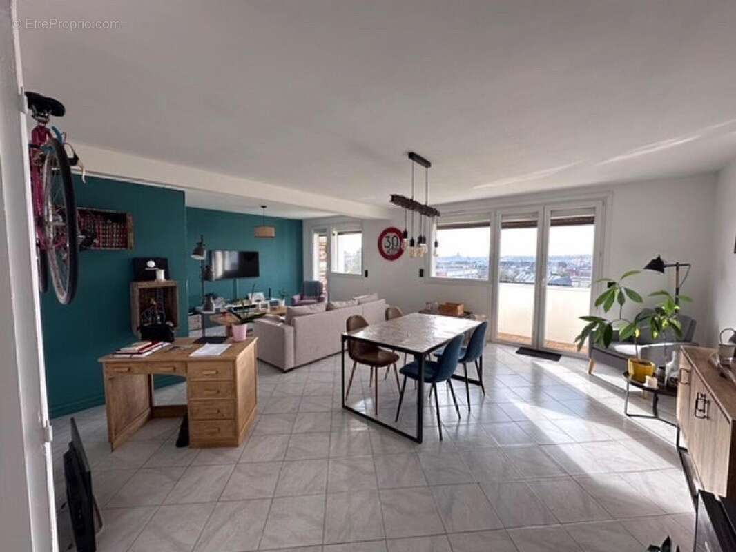 Photo 2 - Appartement à SAINT-QUENTIN