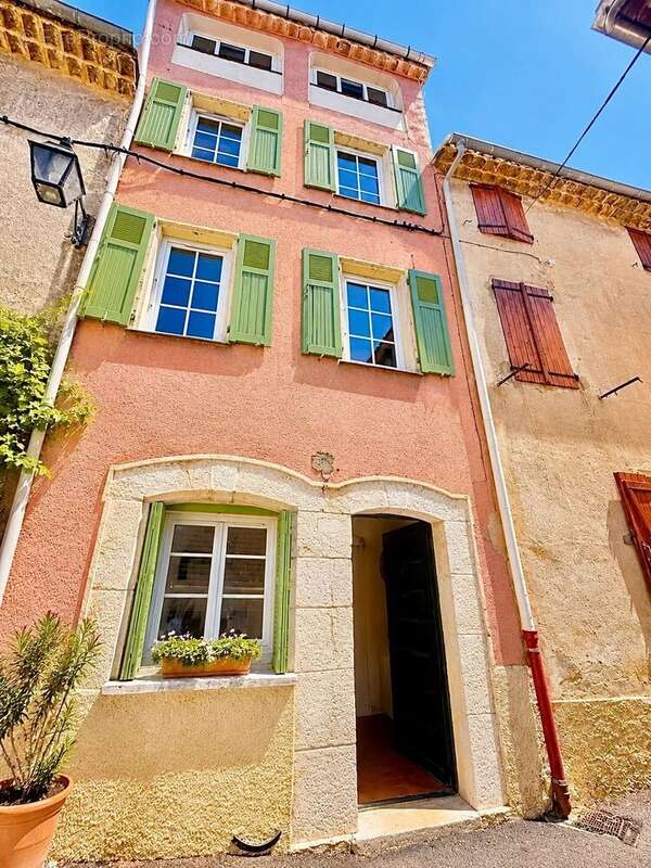 Maison à GATTIERES