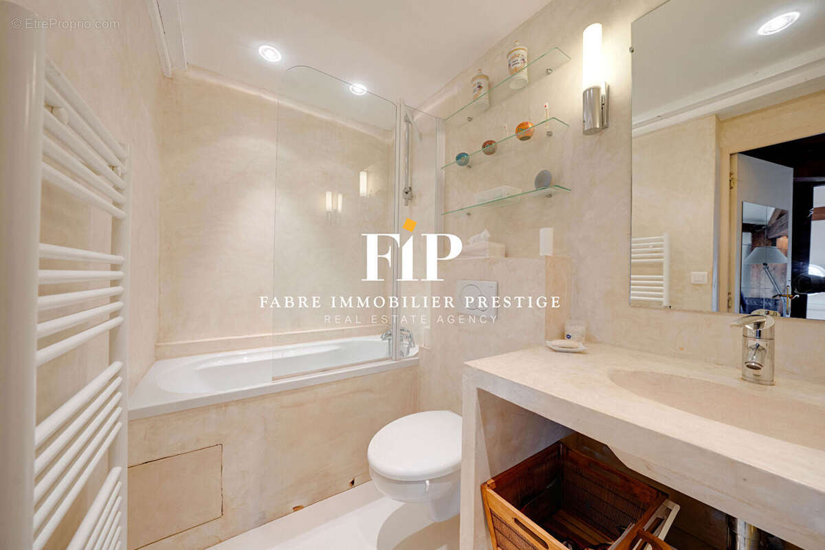 Appartement à AIX-EN-PROVENCE