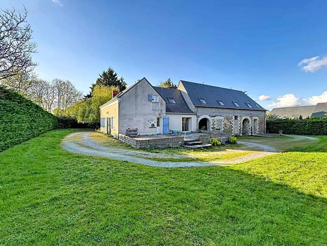 Maison à SAINT-SYLVAIN-D'ANJOU