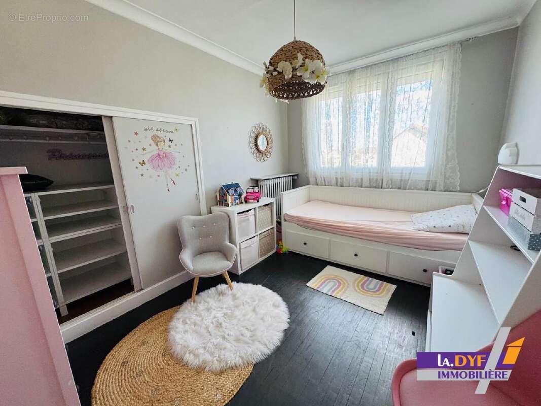 Maison à AULNAY-SOUS-BOIS