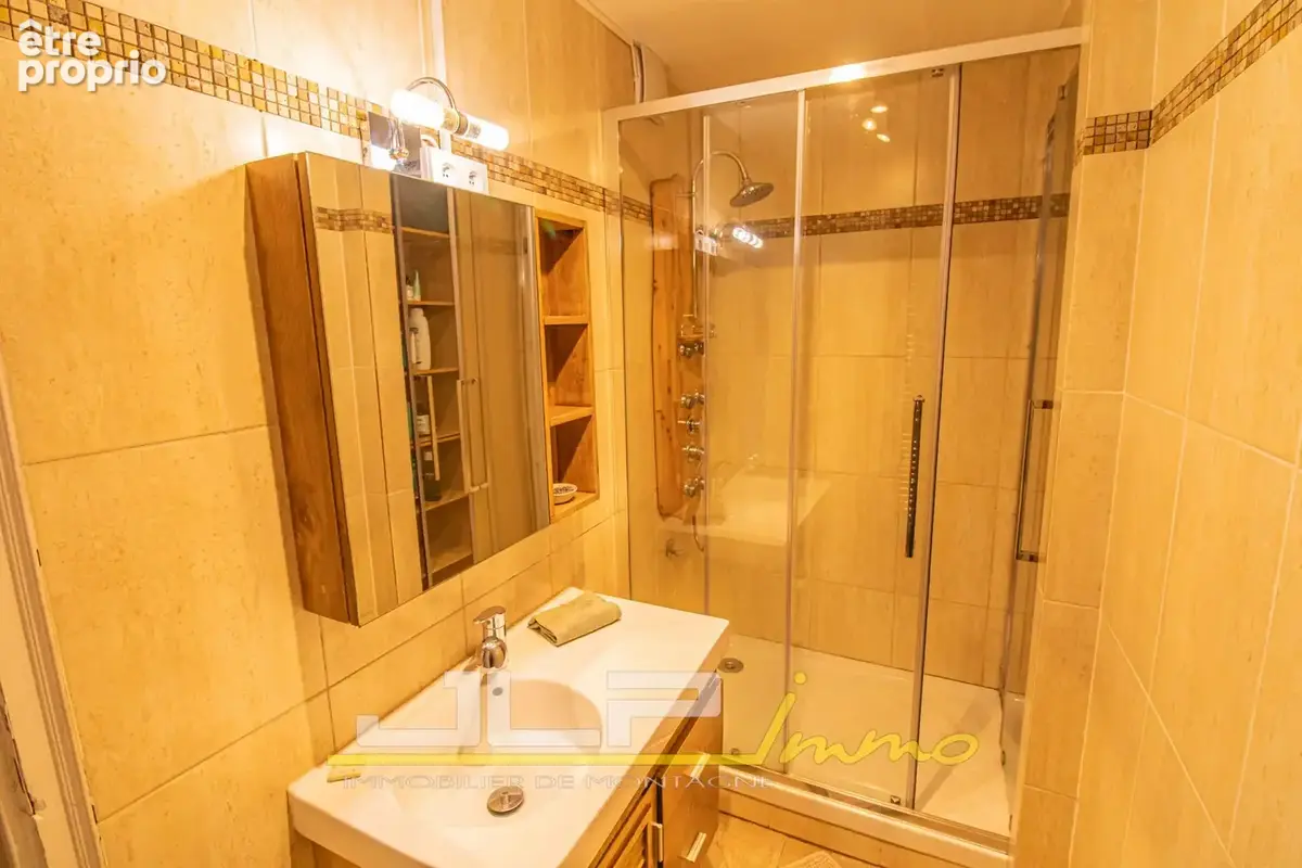Maison 6 pièces 117 m² à vendre à Saint-Gervais-Les-Bains (74170) - photo 7