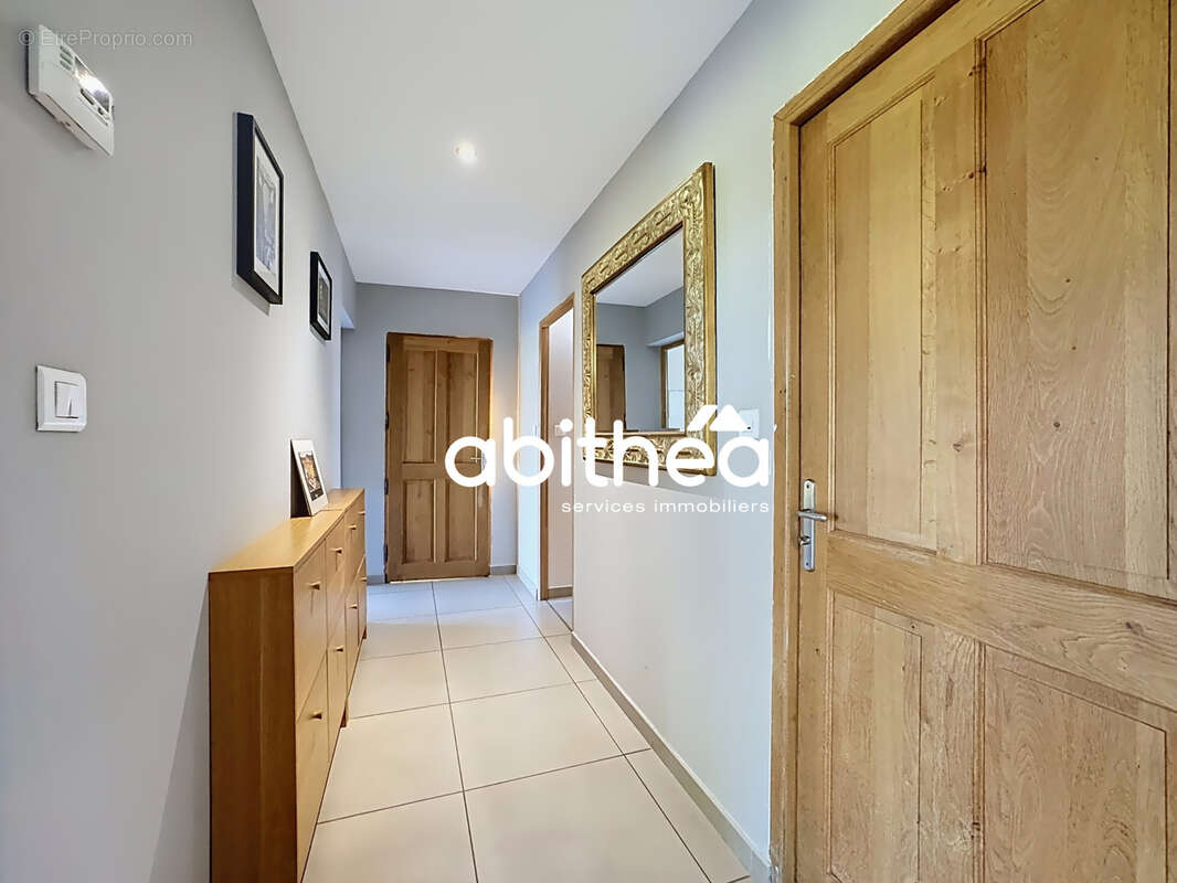 Maison individuelle 200 m2 + semi-plain pied + 4 chambres + sous sol complet + jardin - photo 10