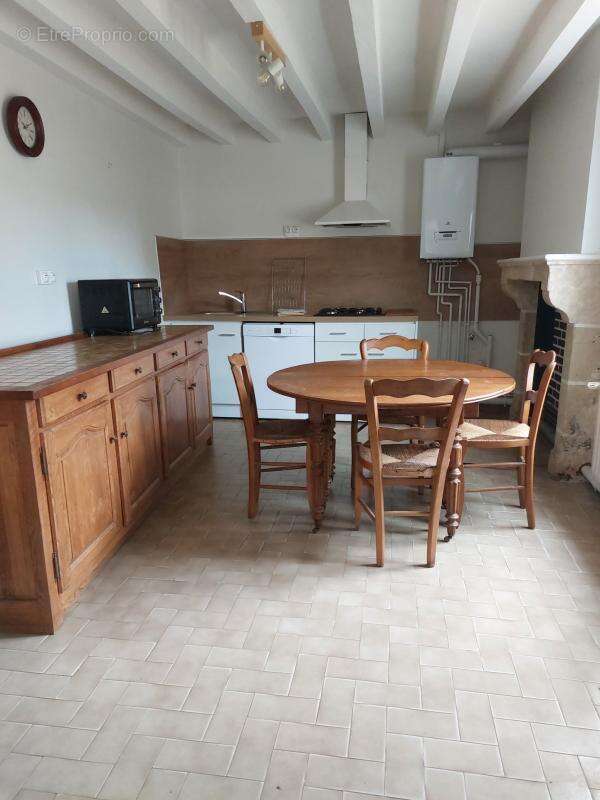 Maison à BONNETABLE