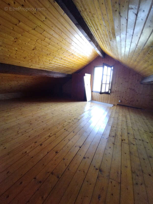 Appartement à SAINT-MICHEL-CHEF-CHEF