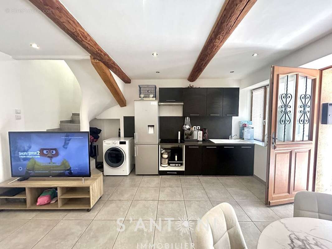 Maison à VILLENEUVE-LES-BEZIERS