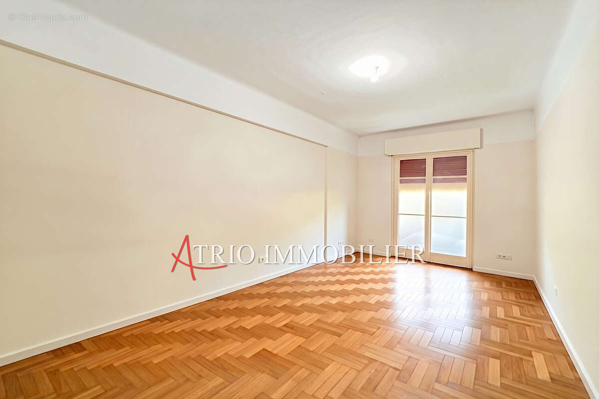 Appartement 64 m² à Nice  - photo 3