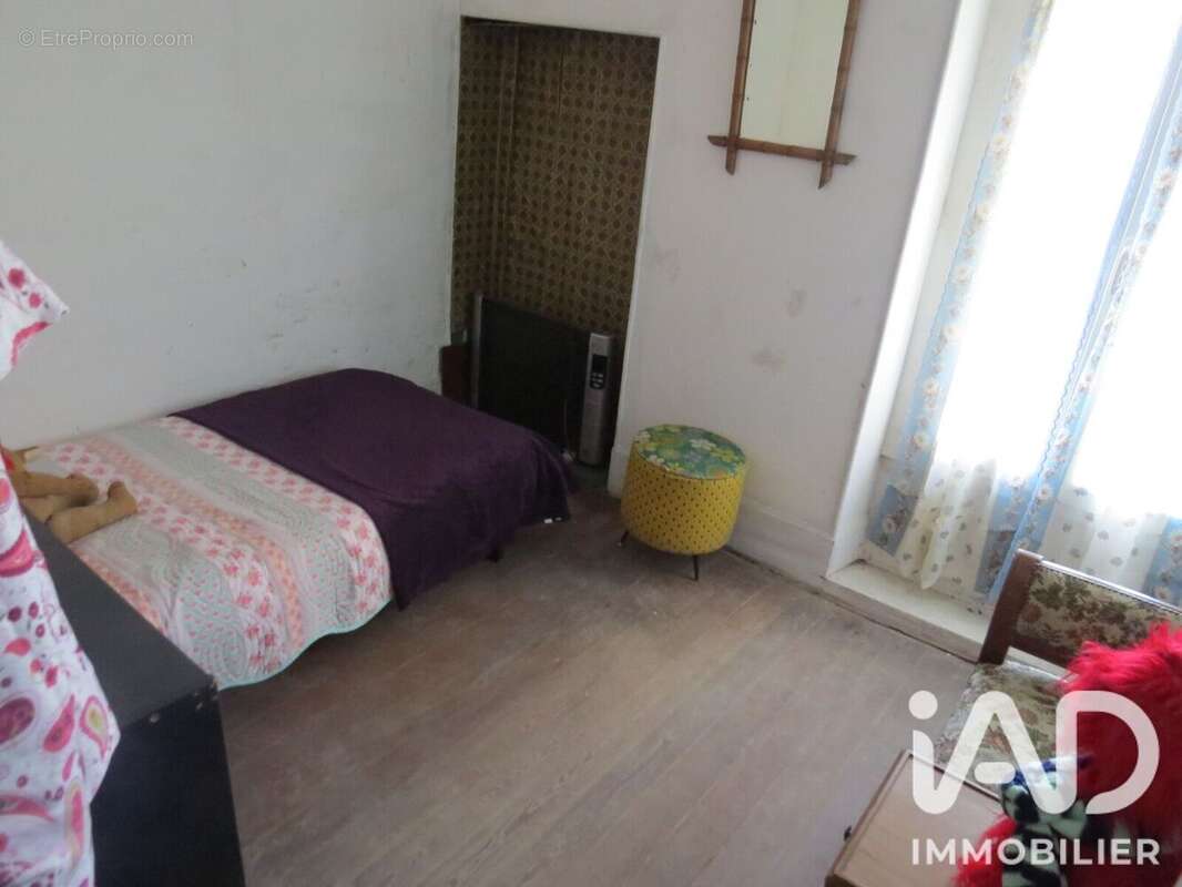 Maison 137 m² à Monneville  - photo 5