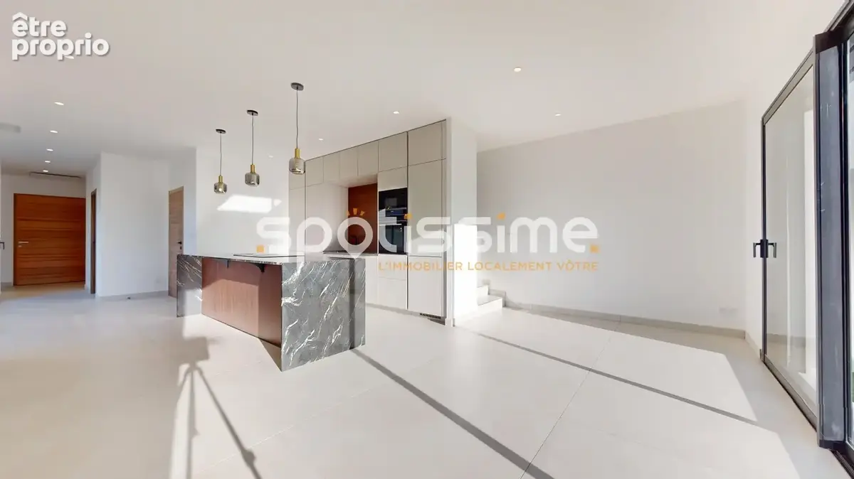 GRAU D'AGDE , A 5mn à pied de la mer, Villa d'architecte neuve de type 5 d'environ 190 m² sur terrain avec piscine, Prestations  - photo 3