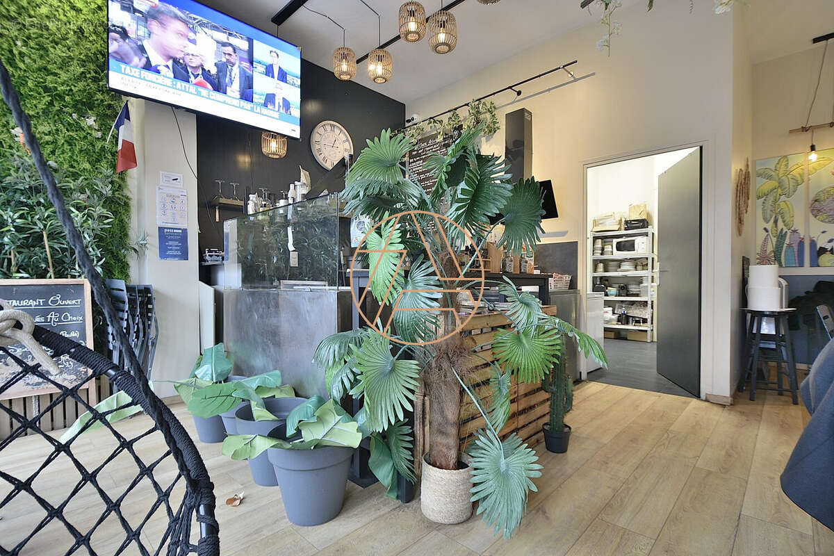 Autre à SAINT-MAUR-DES-FOSSES