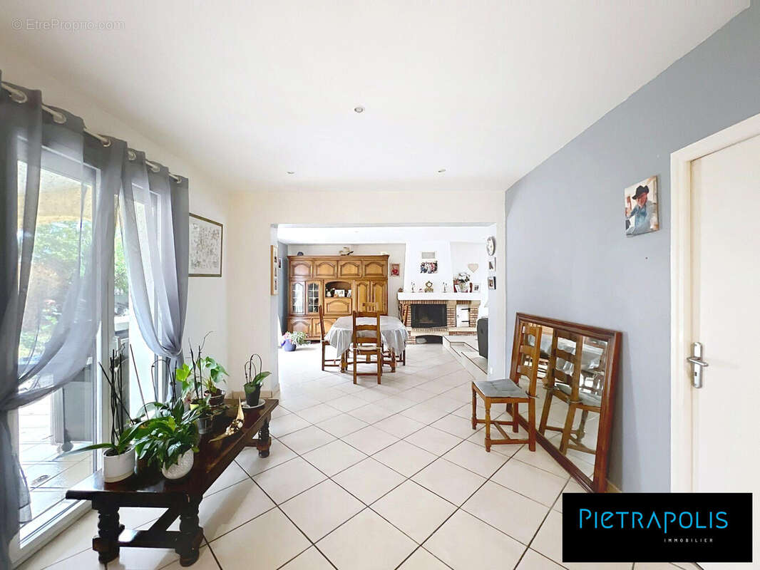 Maison à VILLETTE-D&#039;ANTHON