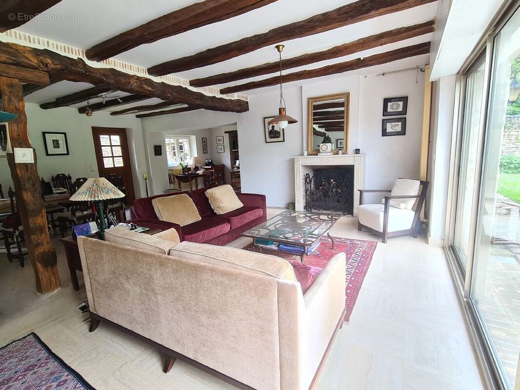 Maison 250 m² à Morigny-Champigny  - photo 4