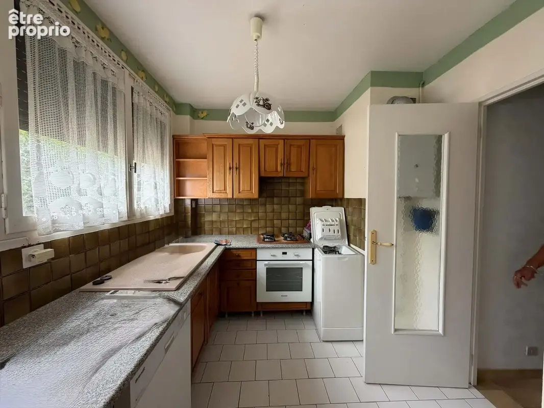 Appartement 4 pièces 73 m² à vendre à Arles (13200) - photo 5